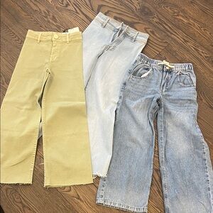 Girls size 8 Zara Jeans
Khaki green jeans have tags 
Excellent condition